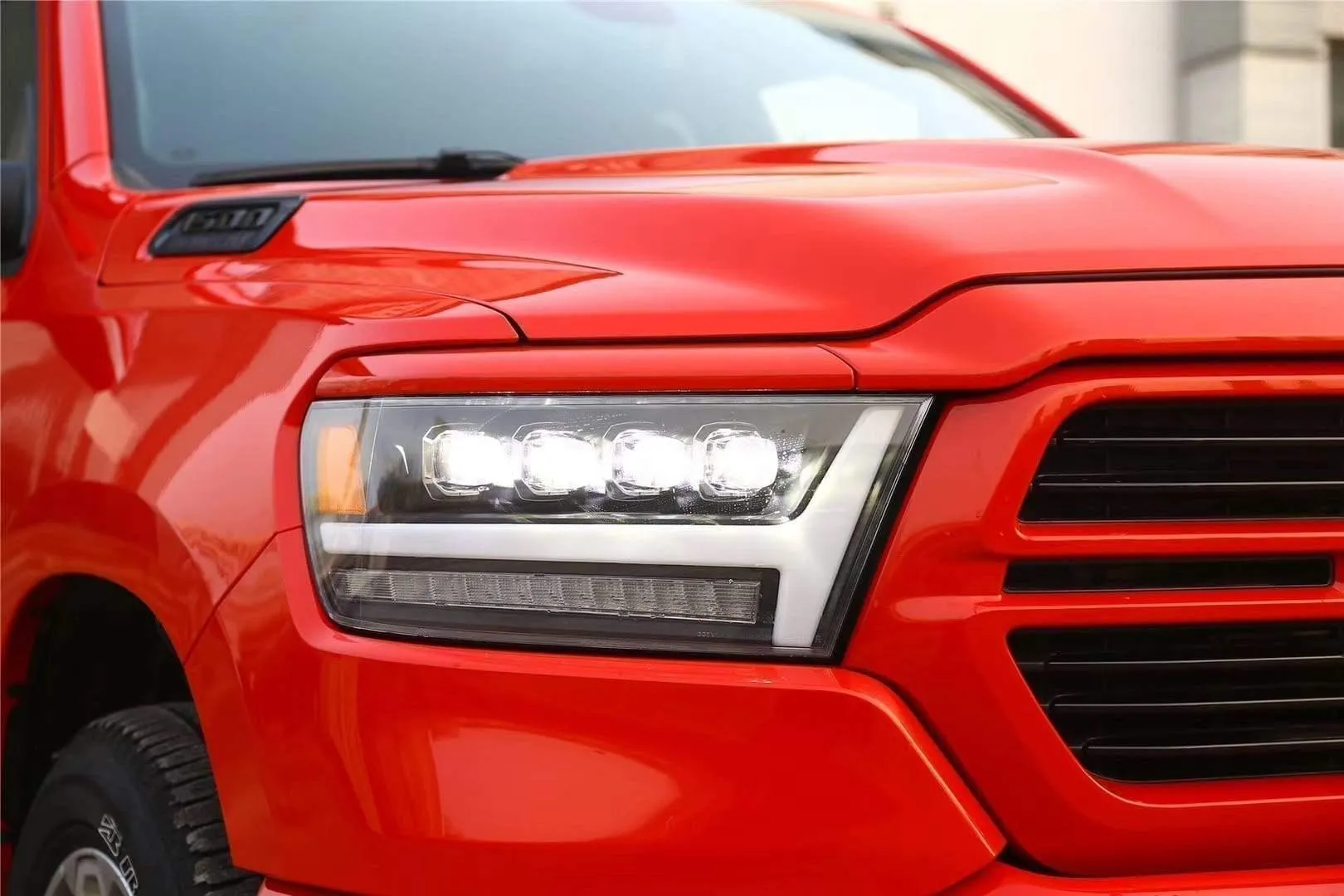 AlphaRex Quad 3D LED Projector Headlights Ram 1500 2019-2022 [Nova Series - Sequential Signal] Jet Black / Black / Chrome - Image 14